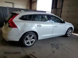 2015 Volvo V60 с VIN YV126MEC0F1205624, выставлен на аукционе Copart как лот 70863984 с пробегом 128 952 миль миль и Списание • Salvage title. История ставок и продаж доступна на DreamBid. Изображение 3.