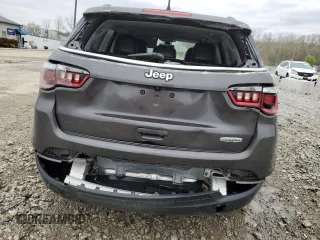 2018 Jeep Compass Latitude with VIN 3C4NJCBB3JT502203, listed as a Copart auction lot 51345795 with 94,433 mi miles and Salvage Title. Bid and sale history available at DreamBid. Image 6.