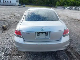 2009 Honda Accord LX-P z VIN 1HGCP264X9A103451, wystawiony jako IAAI lot #42203500 z przebiegiem 176 959 mil mil oraz . Historia ofert i sprzedaży dostępna na DreamBid. Obrazek 17.