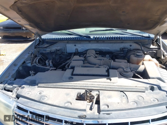 2008 Lincoln Navigator with VIN 5LMFU28548LJ00213, listed as a IAAI auction lot 41846489 with 1 mi miles. Bid and sale history available at carsss.com. Image 10.