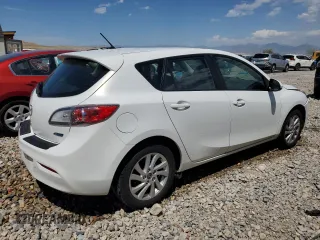 2013 Mazda 3 i Touring z VIN JM1BL1L7XD1794942, wystawiony jako Copart lot #57842295 z przebiegiem 124 408 mil mil oraz Szkoda całkowita • Salvage title. Historia ofert i sprzedaży dostępna na DreamBid. Obrazek 3.