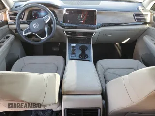 2024 Volkswagen Atlas SE with VIN 1V2LR2CA2RC509410, listed as a Copart auction lot 53827885 with 22,107 mi miles and Salvage title. Bid and sale history available at DreamBid. Image 8.