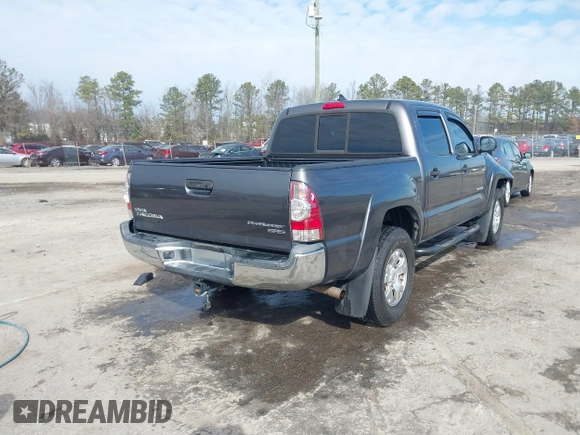 2015 Toyota Tacoma PreRunner z VIN 5TFJX4GN9FX039498, wystawiony jako IAAI lot #41487344 z przebiegiem 135 061 mil mil oraz . Historia ofert i sprzedaży dostępna na DreamBid. Obrazek 4.