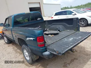 1998 Dodge 1500 with VIN 3B7HF13Z6WG229725, listed as a IAAI auction lot 42092548 with Not Provided miles and . Bid and sale history available at DreamBid. Image 3.