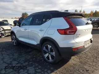 2023 Volvo XC40 Core с VIN YV4ED3UK8P2101970, выставлен на аукционе Copart как лот 73328854 с пробегом 4 912 миль миль и Списание • Salvage title. История ставок и продаж доступна на DreamBid. Изображение 2.