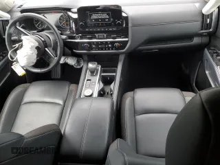 2024 Nissan Pathfinder SL z VIN 5N1DR3CD0RC263099, wystawiony jako Copart lot #57290925 z przebiegiem 25 113 mil mil oraz Szkoda całkowita • Salvage title. Historia ofert i sprzedaży dostępna na DreamBid. Obrazek 8.