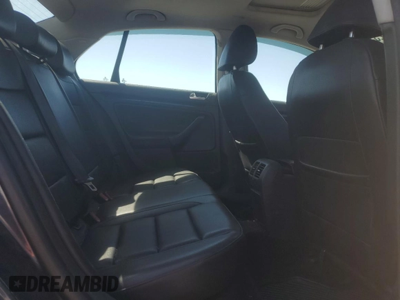 2010 Volkswagen Jetta TDI with VIN 3VWRL7AJ3AM061952, listed as a Copart auction lot 65233875 with 158,586 mi miles and Salvage title. Bid and sale history available at DreamBid. Image 10.