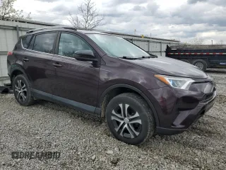 2017 Toyota RAV4 LE z VIN 2T3BFREV4HW567464, wystawiony jako Copart lot #51583725 z przebiegiem 97 561 mil mil oraz Szkoda całkowita • Salvage title. Historia ofert i sprzedaży dostępna na DreamBid. Obrazek 4.