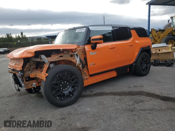 2024 GMC Hummer EV 2X z VIN 1GKB0NDE1RU106768, wystawiony jako Copart lot #82389304 z przebiegiem Nie podano mil oraz Szkody całkowita. Historia ofert i sprzedaży dostępna na DreamBid. Obrazek 1.