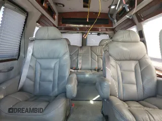 2000 Chevrolet Express Cargo Van w/YF7 with VIN 1GBFG15R2Y1196746, listed as a Copart auction lot 81061924 with 88,335 mi miles and Salvage Title. Bid and sale history available at carsss.com. Image 10.