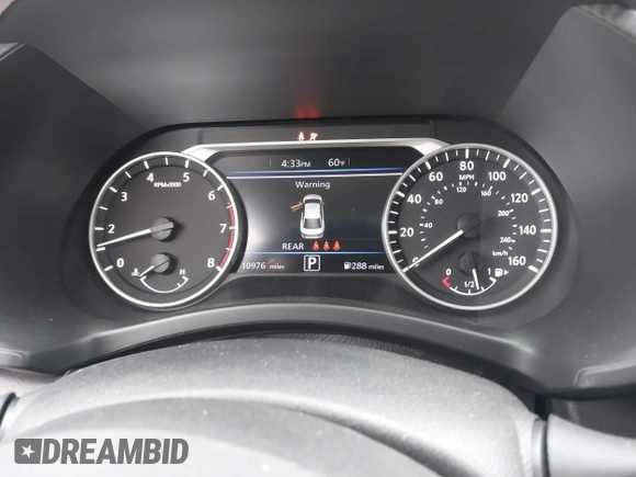 2024 Nissan Sentra SV with VIN 3N1AB8CV6RY259392, listed as a IAAI auction lot 41880299 with 10,976 mi miles and . Bid and sale history available at DreamBid. Image 7.