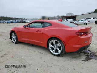 2022 Chevrolet Camaro LT1 with VIN 1G1FF1R7XN0128728, listed as a Copart auction lot 49118065 with 5,001 mi miles and Salvage Title. Bid and sale history available at carsss.com. Image 2.