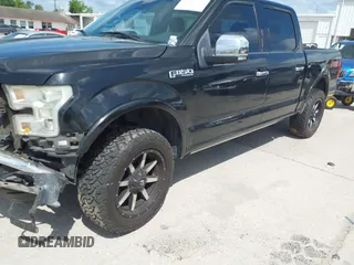 2015 Ford F-150 XLT with VIN 1FTEW1EF4FFC52928, listed as a IAAI auction lot 41994726 with 211,628 mi miles. Bid and sale history available at carsss.com. Image 2.