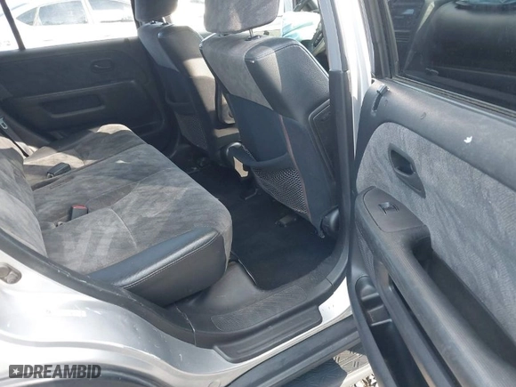 2004 Honda CR-V EX with VIN JHLRD78804C011733, listed as a IAAI auction lot 41958497 with 132,216 mi miles. Bid and sale history available at carsss.com. Image 8.