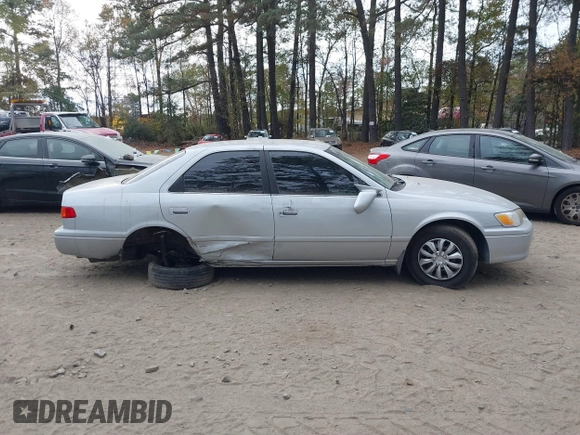 2000 Toyota Camry CE with VIN 4T1BG22K3YU715773, listed as a IAAI auction lot 40790259 with 202,717 mi miles and . Bid and sale history available at carsss.com. Image 13.