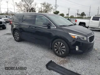 2016 Kia Sedona SX with VIN KNDMC5C15G6141728, listed as a Copart auction lot 88415325 with 312,895 mi miles and Clean Title. Bid and sale history available at carsss.com. Image 4.
