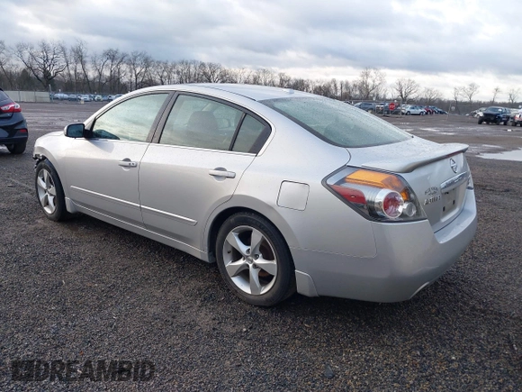 2008 Nissan Altima 3.5 SE with VIN 1N4BL21E88N454376, listed as a IAAI auction lot 41919342 with 243,006 mi miles. Bid and sale history available at carsss.com. Image 3.