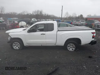 2024 Nissan Frontier S z VIN 1N6ED1CL0RN645850, wystawiony jako IAAI lot #41721969 z przebiegiem 20 387 mil mil oraz . Historia ofert i sprzedaży dostępna na DreamBid. Obrazek 15.