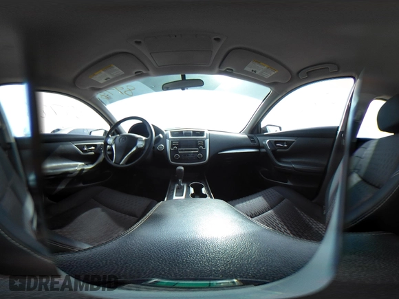 2018 Nissan Altima 2.5 S with VIN 1N4AL3AP3JC270628, listed as a IAAI auction lot 42148978 with 62,561 mi miles. Bid and sale history available at carsss.com. Image 18.