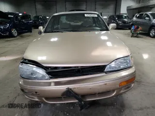 1996 Toyota Camry DX with VIN 4T1BG12K1TU830665, listed as a Copart auction lot 87089344 with 174,929 mi miles and Non Repairable. Bid and sale history available at carsss.com. Image 5.