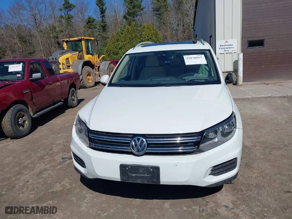 2017 Volkswagen Tiguan Wolfsburg Edition with VIN WVGSV7AX8HK001374, listed as a IAAI auction lot 42070567 with 75,834 mi miles. Bid and sale history available at carsss.com. Image 11.