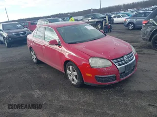 2008 Volkswagen Jetta Sedan SE with VIN 3VWRM71K68M073447, listed as a IAAI auction lot 41440847 with 1 mi miles. Bid and sale history available at carsss.com. Image 1.