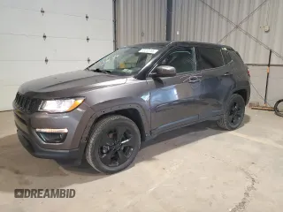 2019 Jeep Compass Latitude z VIN 3C4NJDBB5KT724071, wystawiony jako Copart lot #58203735 z przebiegiem 57 873 mil mil oraz Szkoda całkowita • Salvage title. Historia ofert i sprzedaży dostępna na DreamBid. Obrazek 1.