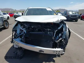2025 Lexus NX 450h+ Luxury z VIN JTJHKCFZ0S2057811, wystawiony jako IAAI lot #42369138 z przebiegiem 1 962 mil mil oraz . Historia ofert i sprzedaży dostępna na DreamBid. Obrazek 13.