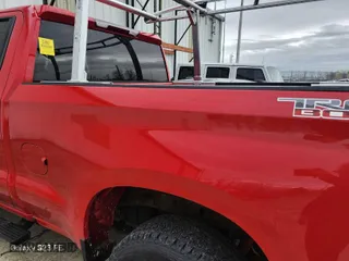 2019 Chevrolet Silverado 1500 LT Trail Boss with VIN 1GCPYFED1KZ372984, listed as a IAAI auction lot 42040215 with 168,297 mi miles. Bid and sale history available at carsss.com. Image 1.