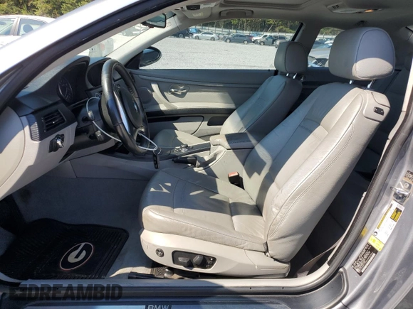 2009 BMW 3 Series 328i xDrive with VIN WBAWV53559P081062, listed as a Copart auction lot 74375004 with 183,946 mi miles and Salvage Title. Bid and sale history available at carsss.com. Image 7.