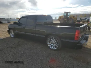 2003 Chevrolet Silverado SS z VIN 2GCEK19N631366266, wystawiony jako Copart lot #79645644 z przebiegiem 146 791 mil mil oraz Szkody całkowita. Historia ofert i sprzedaży dostępna na DreamBid. Obrazek 2.