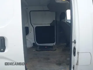 2018 Nissan NV200 SV z VIN 3N6CM0KN3JK693485, wystawiony jako IAAI lot #41699643 z przebiegiem Nie podano mil oraz . Historia ofert i sprzedaży dostępna na DreamBid. Obrazek 8.