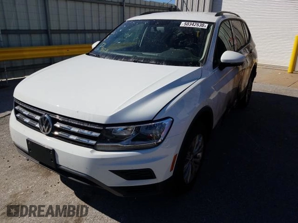 2020 Volkswagen Tiguan S with VIN 3VV1B7AXXLM084866, listed as a Copart auction lot 33149061 with 2,439 mi miles and Salvage title. Bid and sale history available at DreamBid. Image 2.