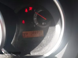 2011 Nissan Versa S z VIN 3N1BC1CP5BL517754, wystawiony jako IAAI lot #41675383 z przebiegiem 125 000 mil mil oraz . Historia ofert i sprzedaży dostępna na DreamBid. Obrazek 16.