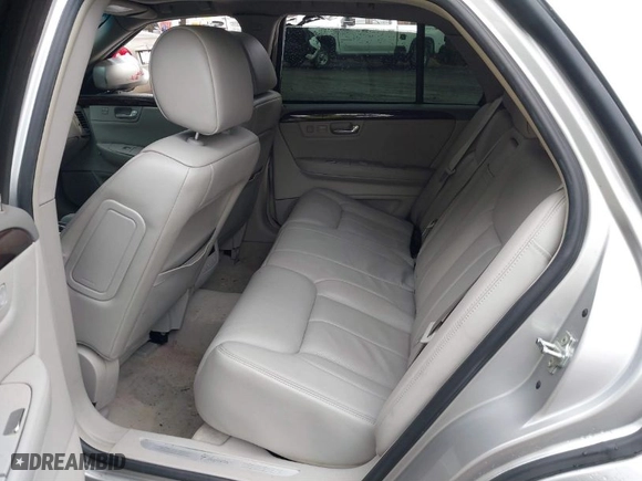 2008 Cadillac DTS w/1SE with VIN 1G6KD57918U155128, listed as a IAAI auction lot 41477233 with 123,479 mi miles. Bid and sale history available at carsss.com. Image 8.