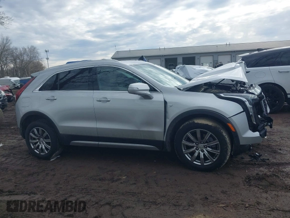 2022 Cadillac XT4 AWD Premium Luxury with VIN 1GYFZDR43NF152561, listed as a IAAI auction lot 41669571 with 16,274 mi miles and . Bid and sale history available at carsss.com. Image 13.