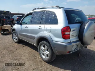 2005 Toyota RAV4 with VIN JTEGD20V850065448, listed as a IAAI auction lot 42043892 with Not Provided miles and . Bid and sale history available at DreamBid. Image 3.