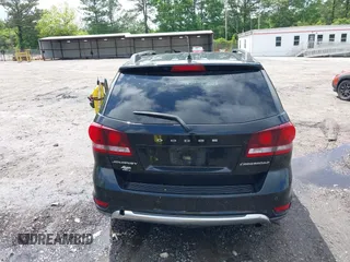 2015 Dodge Journey Crossroad with VIN 3C4PDCGBXFT543184, listed as a IAAI auction lot 42244021 with 200,000 mi miles and . Bid and sale history available at DreamBid. Image 17.
