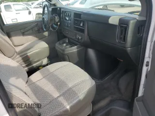 2016 Chevrolet Express Passenger LT z VIN 1GAZGPFG8G1292493, wystawiony jako Copart lot #56396295 z przebiegiem 88 768 mil mil oraz Czysty tytuł • Clean title. Historia ofert i sprzedaży dostępna na DreamBid. Obrazek 8.