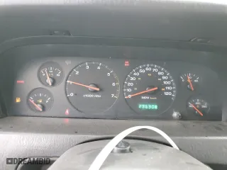 2001 Jeep Grand Cherokee Laredo with VIN 1J4GW48SX1C607432, listed as a Copart auction lot 51649365 with 296,308 mi miles and Salvage Title. Bid and sale history available at carsss.com. Image 9.