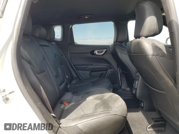 2025 Jeep Compass Latitude с VIN 3C4NJDBN5ST516783, выставлен на аукционе Copart как лот 58801145 с пробегом 2 863 миль миль и Списание • Salvage title. История ставок и продаж доступна на DreamBid. Изображение 11.
