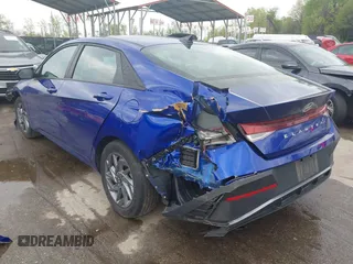 2024 Hyundai Elantra SEL with VIN KMHLM4DG9RU657512, listed as a IAAI auction lot 42041490 with 38,578 mi miles and . Bid and sale history available at DreamBid. Image 3.