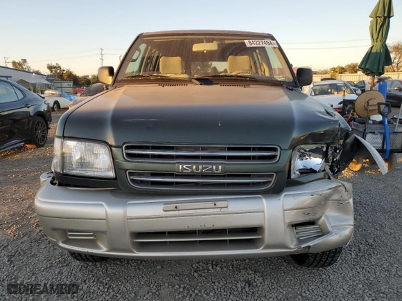 2002 Isuzu Trooper S with VIN JACDJ58X427J08532, listed as a Copart auction lot 84227494 with 166,636 mi miles and Salvage Title. Bid and sale history available at carsss.com. Image 5.