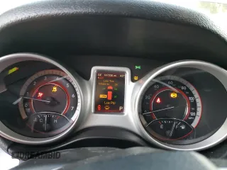 2018 Dodge Journey GT z VIN 3C4PDCEG9JT380955, wystawiony jako Copart lot #83357584 z przebiegiem 147 038 mil mil oraz Szkoda całkowita • Salvage title. Historia ofert i sprzedaży dostępna na DreamBid. Obrazek 9.