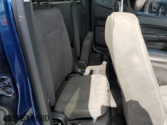 2019 GMC Canyon 2WD Elevation z VIN 1GTH5CEN0K1113034, wystawiony jako Copart lot #59166895 z przebiegiem 207 100 mil mil oraz Szkoda całkowita • Salvage title. Historia ofert i sprzedaży dostępna na DreamBid. Obrazek 10.