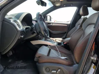 2017 Audi Q5 Premium Plus with VIN WA1M2AFP0HA041847, listed as a Copart auction lot 61988035 with 93,250 mi miles and Salvage title. Bid and sale history available at DreamBid. Image 7.