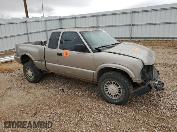 1998 GMC Sonoma SLS with VIN 1GTDT19X1W8519275, listed as a Copart auction lot 76233304 with 0 mi miles and Clean Title. Bid and sale history available at carsss.com. Image 4.