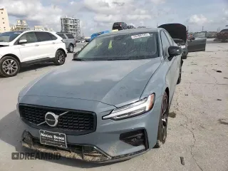 2024 Volvo S60 Core Dark Theme with VIN 7JRL12FK5RG320466, listed as a Copart auction lot 44786145 with 21,130 mi miles and Salvage title. Bid and sale history available at DreamBid. Image 11.
