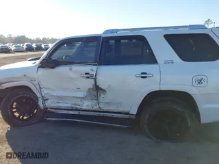 2015 Toyota 4Runner Limited with VIN JTEBU5JR8F5266428, listed as a IAAI auction lot 41239709 with 113,250 mi miles. Bid and sale history available at carsss.com. Image 14.