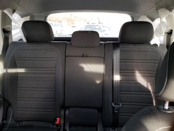 2022 Volkswagen Tiguan S with VIN 3VV0B7AX2NM038768, listed as a Copart auction lot 48081425 with 77,065 mi miles and Salvage Title. Bid and sale history available at carsss.com. Image 10.